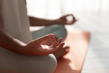 Meditation and mindfulness practice for pain management